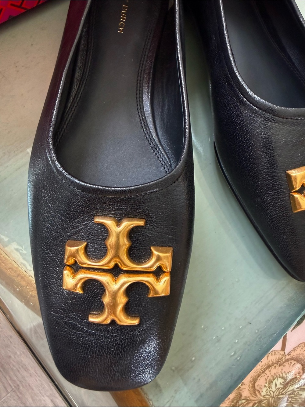 Tory Burch Black Leather Ballet Flats with Gold Logo - Picture 2 of 6